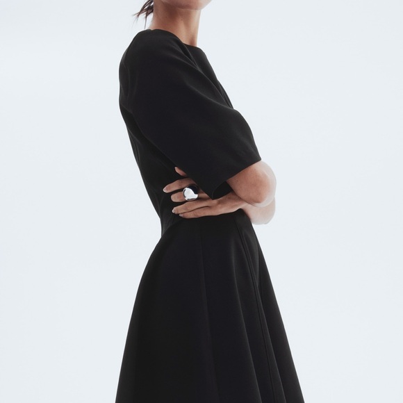 H&M Dresses & Skirts - H&M Black Short-Sleeve Men's Tee